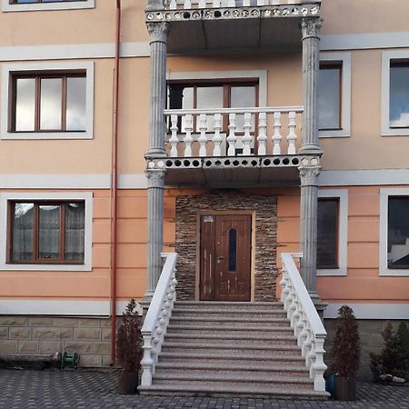 Затишний Дім Yaremche Exterior photo